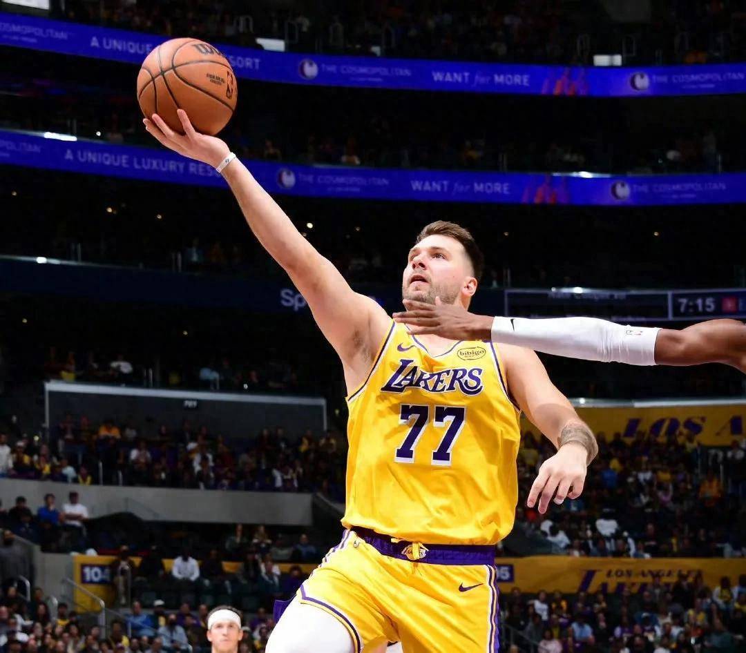 关于东契奇遭遇三连败，皇家马德里教练面临压力！的信息